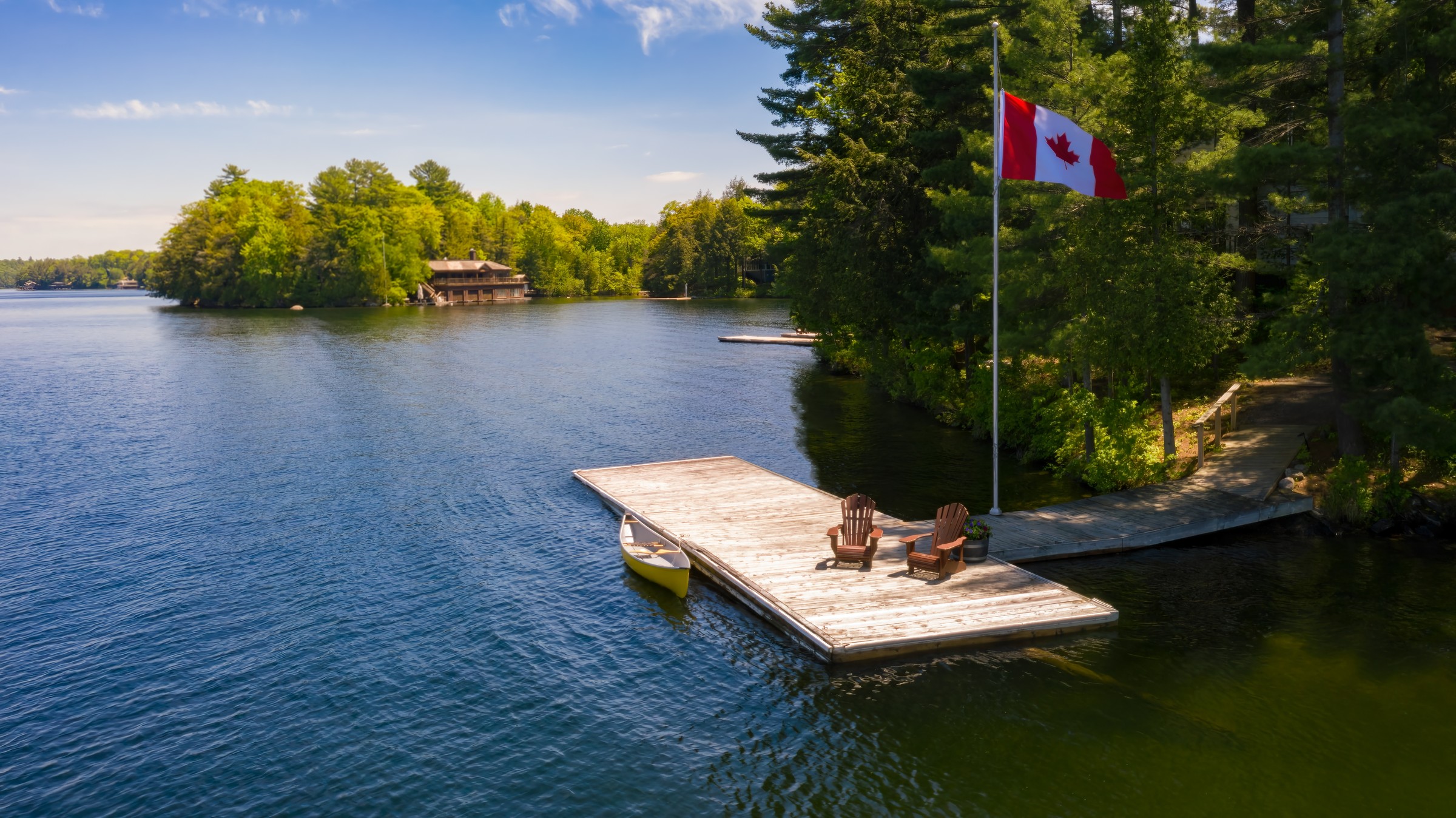 The quiet lake and forest setting of Muskoka Villa in Ontario